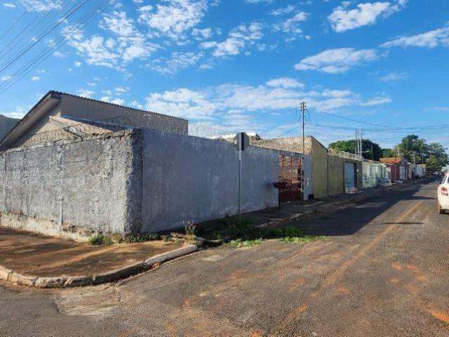 Casa com 3 quartos para alugar na Rua Dezesseis, 1, Morada do Ouro II, Cuiabá, 103 m2 por R$ 2.000