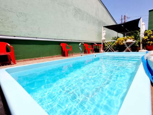 Casa perfeita com piscina!!!