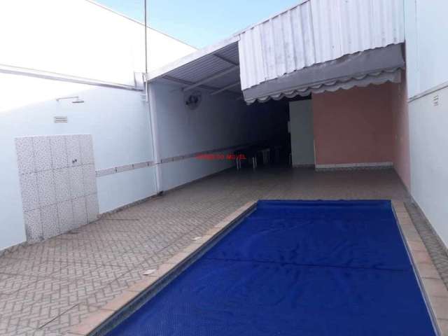 Casa com 1 quarto à venda no Jardim Boer I