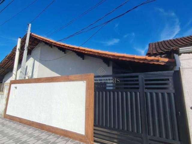 Casa reformada com 2 dormitórios na Praia Grande!