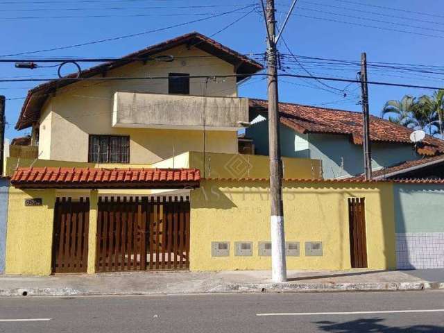 Sobrado com 3 dormitórios à venda, 59 m² por R$ 245.000,00 - Solemar - Praia Grande/SP