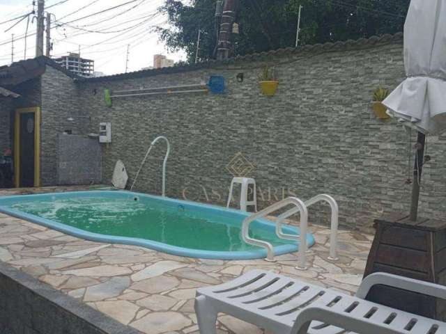 Sobrado com piscina e 2 quartos à venda, 210 m² por R$ 850.000 - Aviação - Praia Grande/SP