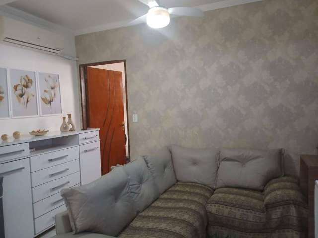 Kitnet com 1 quarto à venda, 30 m² por R$ 235.000 - Vila Guilhermina - Praia Grande/SP