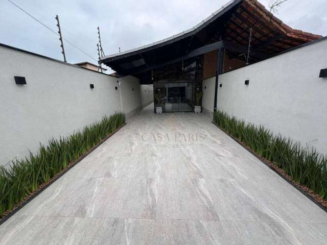 Casa ALTO PADRÃO mobiliada com PISCINA no Maracanã! Aceita financiamento bancário!