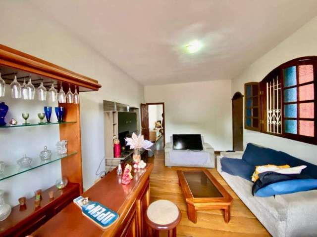 Casa à venda, 5 quartos, 2 suítes, 6 vagas, Castelo - Belo Horizonte/MG