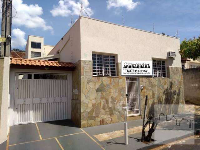 Casa com escritório a venda no centro de Araraquara.