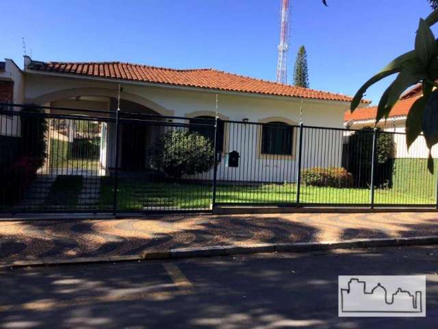 Casa com 3 dormitórios à venda, 288 m² por R$ 1.600.000,00 - Vila Ferroviária - Araraquara/SP