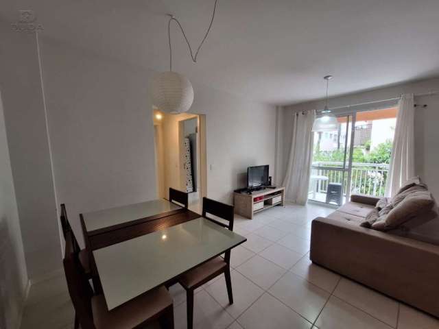 Apartamento quadra mar