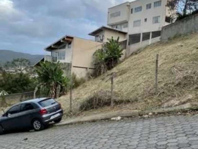 Terreno 650m² trindade