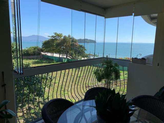 Apartamento pé na areia