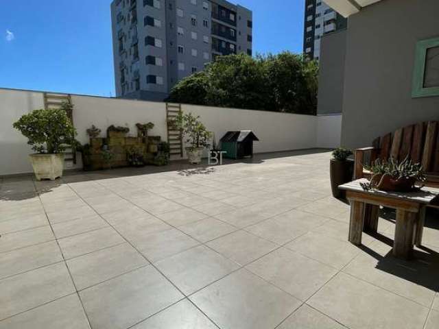 Apartamento com terraço semimobiliado no bairro vinhedos