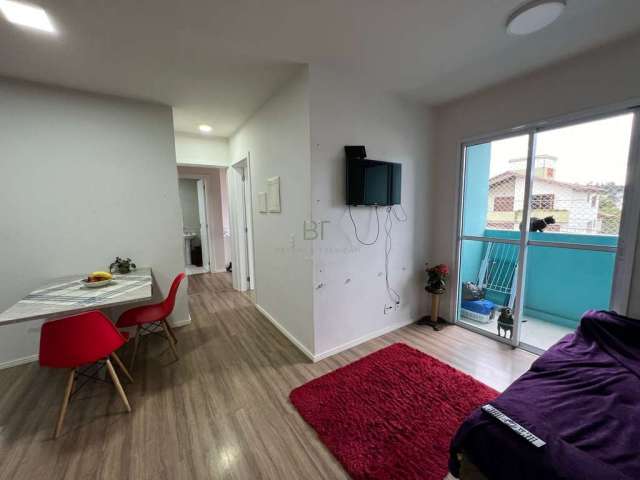 Apartamento Semimobiliado com 69m² localizado no Bairro Santa Catarina