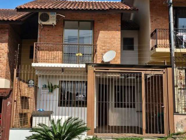 Sobrado semimobiliado com 64 m² privativos com 2 dormitórios no bairro bela vist