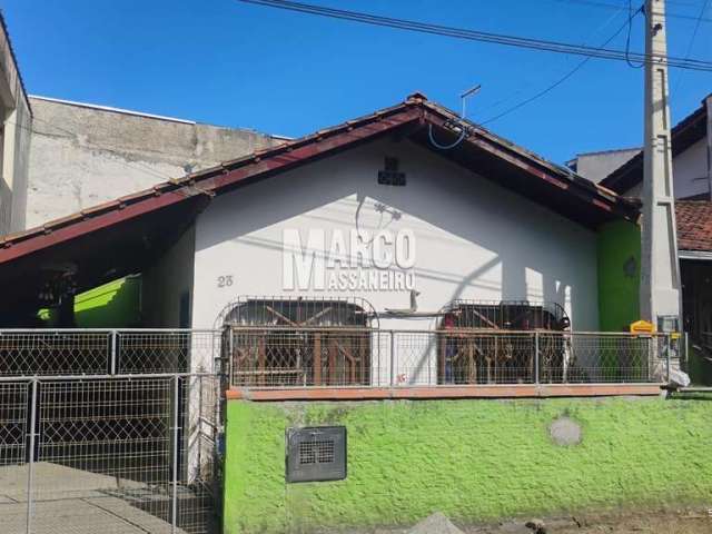 Casa para Venda em Balneário Barra do Sul, Centro, 2 dormitórios, 1 banheiro, 2 vagas