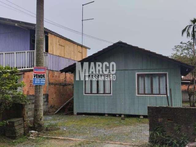 Casa para Venda em Balneário Barra do Sul, Costeira, 2 dormitórios, 1 banheiro