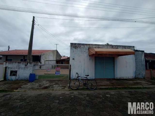 Casa para Venda em Balneário Barra do Sul, Centro, 2 dormitórios, 2 banheiros