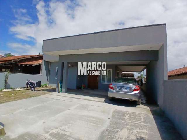 Casa para Venda em Balneário Barra do Sul, Centro, 2 dormitórios, 2 banheiros, 2 vagas