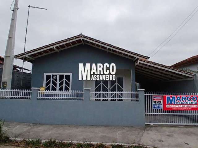 Casa para Venda em Balneário Barra do Sul, Centro, 3 dormitórios, 1 banheiro, 1 vaga