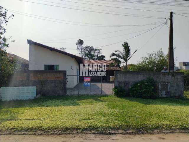 Casa para Venda em Balneário Barra do Sul, Salinas, 4 dormitórios, 1 suíte, 2 banheiros, 3 vagas