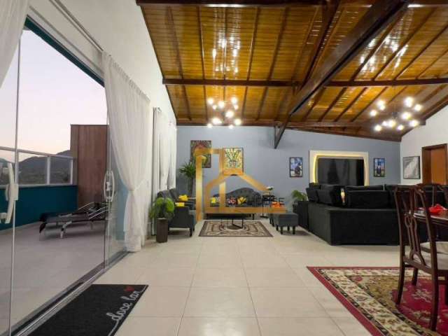 Casa em condomínio com 4 suítes na barra do Imbui em Teresópolis-RJ