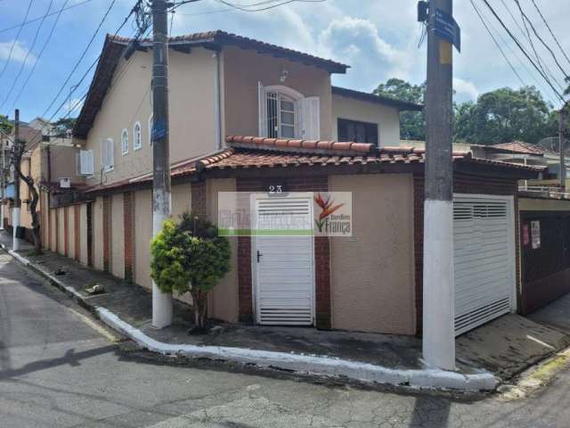 Sobrado 3 dorm, 1 suite, 3 vagas de garagem e churrasqueira - Tucuruvi