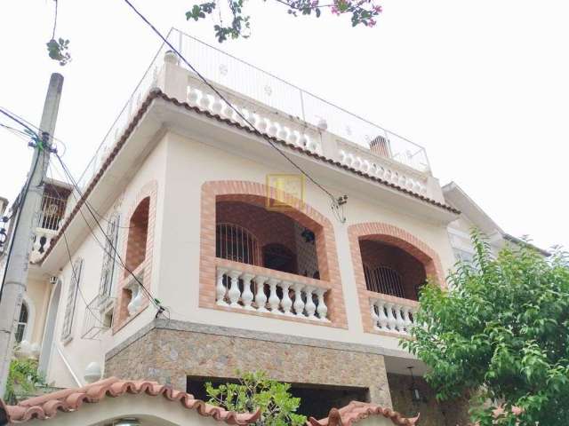 Casa Duplex em Maracanã Rio de Janeiro, com quatro quartos com terraço