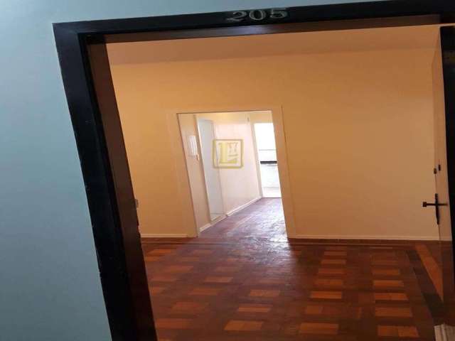 Apartamneto emSanta Tresa, 3 dormitórios,2 banheiros e 80 metros quadrados.