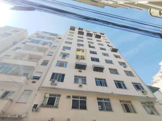Apartamento composto de Sala um Quarto e Area de Serviços, Centro Rio de Janeiro