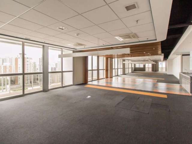 Andar corporativo com 873m², disponível para venda ou locação, no bairro da Vila Mariana, São Paulo, SP.