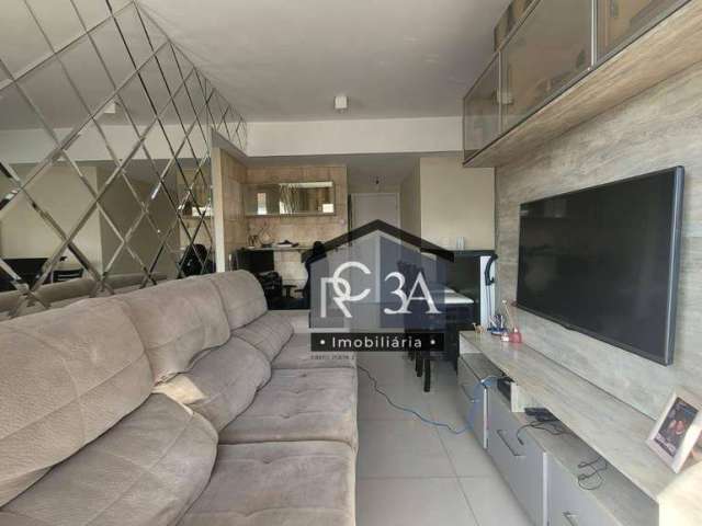 Apartamento para vender ou alugar com 50m², 1 dormitório, varanda e 1 vaga. Rua Serra de Bragança, Tatuapé - SP