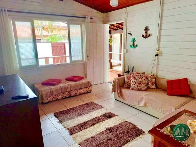 Casa com 2 quartos à venda em Toninhas, Ubatuba  por R$ 850.000