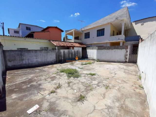 Terreno à venda em Letícia, Belo Horizonte  por R$ 690.000