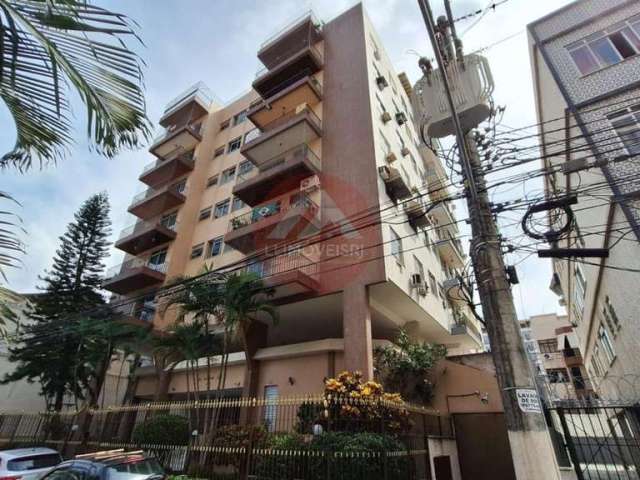 Apartamento com 50m, Paula Barros, em frente ao Shopping Carioca