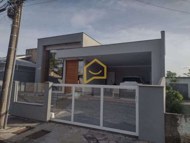 Casa à Venda com 3 quartos, 2 suítes, 3 banheiros e 165m2