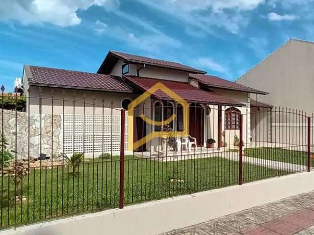 Casa no Carianos 3 dormitorios, 3 Banheiros, 3 vagas de garagem com 414m2