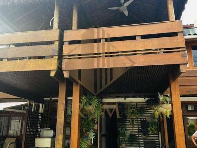 Casa em Condomínio para Locação em Guarujá, Cond. Marina Del Rey, 3 dormitórios, 1 suíte, 1 banheiro, 2 vagas