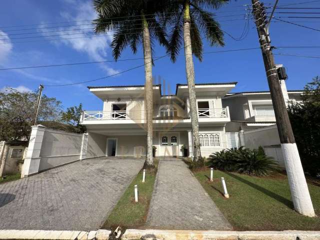 Casa em Condomínio para Temporada em Guarujá, Jardim Acapulco, 5 dormitórios, 5 suítes, 6 banheiros, 2 vagas