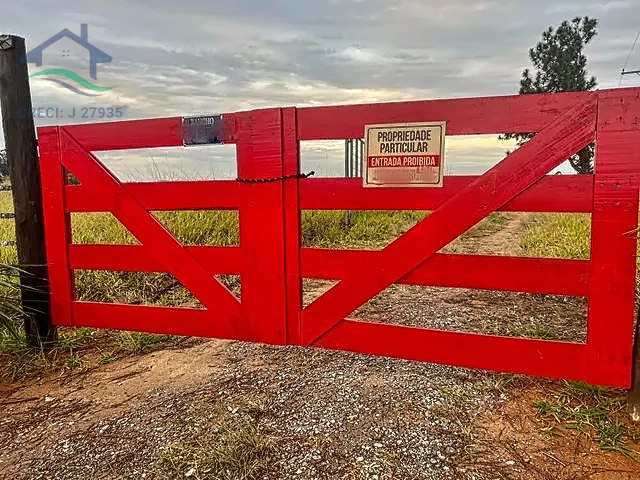 Chácara / sítio com 3 quartos à venda no Rio Acima, Atibaia  por R$ 1.200.000