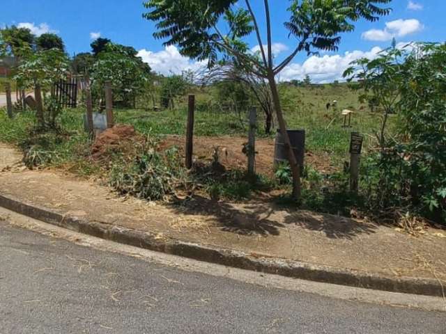 Terreno a venda com exclusividade, na Pousada do Vale.