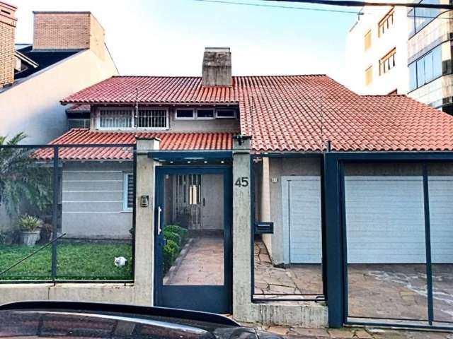 Casa com 3 quartos à venda na Travessa Borneo, 45, Jardim Lindóia, Porto Alegre por R$ 2.067.000