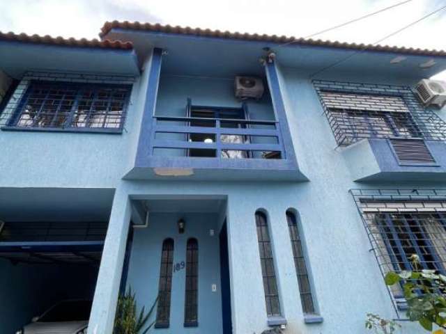 Casa com 4 quartos à venda na Rua Conselheiro Brusque, 189, Jardim Itu Sabará, Porto Alegre por R$ 1.400.000