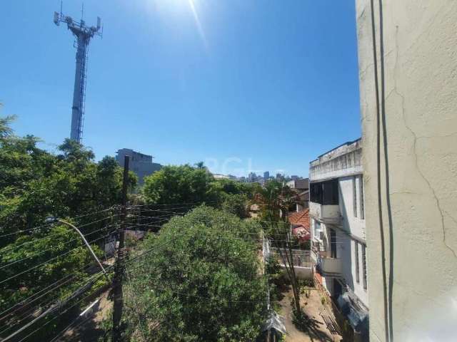 Apartamento com 2 quartos à venda na Avenida Pará, 960, Navegantes, Porto Alegre por R$ 249.000