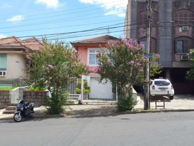 Terreno à venda na Rua Barão de Itaqui, 408, Jardim São Pedro, Porto Alegre por R$ 390.000