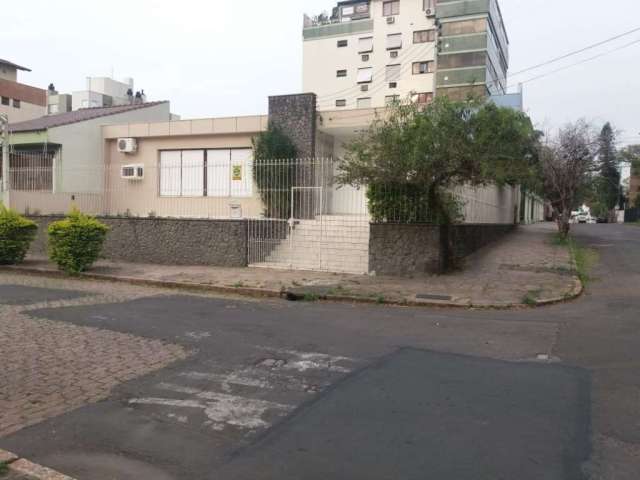 Casa com 3 quartos à venda na Rua Arequipa, 105, Jardim Lindóia, Porto Alegre por R$ 1.650.000