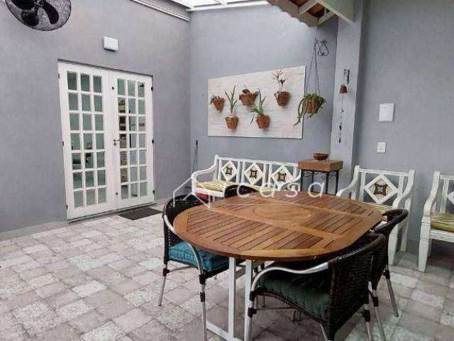 Casa com 2 dormitórios à venda, 111 m² por R$ 620.000,00 - Centro - Caçapava/SP