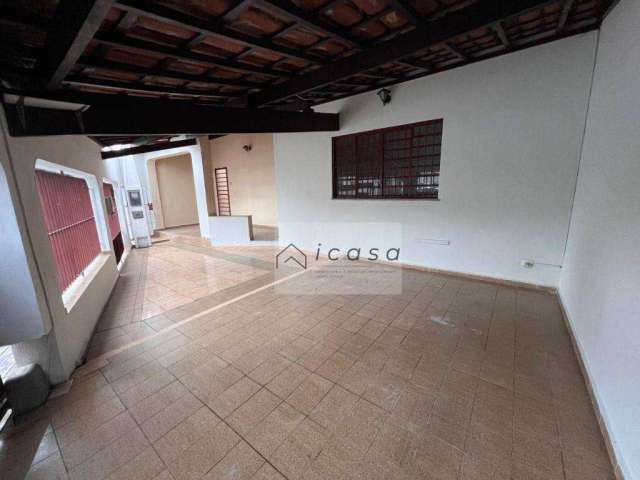 Casa com 3 dormitórios à venda, 138 m² por R$ 480.000,00 - Vila Resende - Caçapava/SP