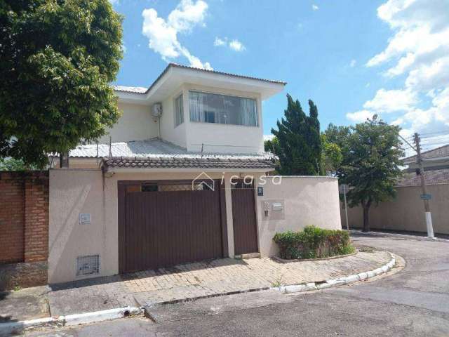 Sobrado com 3 dormitórios à venda, 198 m² por R$ 1.200.000,00 - Vila São João - Caçapava/SP