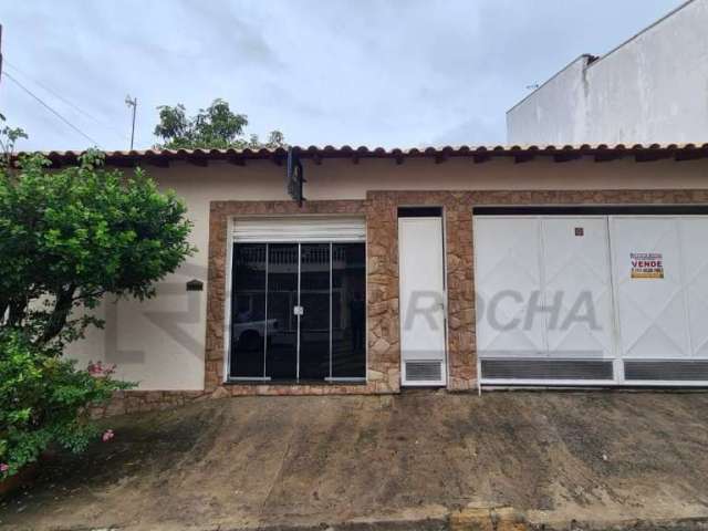 Casa com 3 dormitórios à venda, 360 m² por R$ 586.000,00 - Jardim Alvorada - Salto/SP