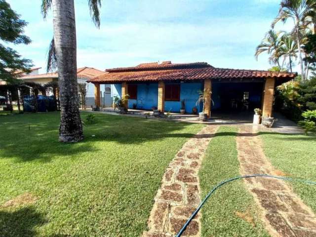 Casa com 3 dormitórios à venda, 350 m² por R$ 1.650.000,00 - Condomínio Zuleika Jabour - Salto/SP