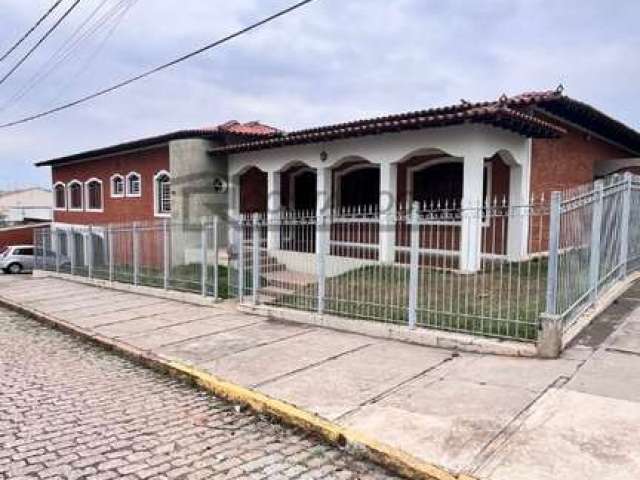 Casa com 4 dormitórios à venda, 1049 m² por R$ 2.700.000,00 - Vila Nova - Salto/SP